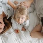 Mehr Nähe zu Hause: Wie aktives Zuhören euren Familienalltag entspannt