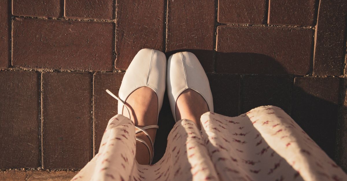 Perfekt versteckt, maximal bequem: Die besten No-Show-Socken für Ballerinas