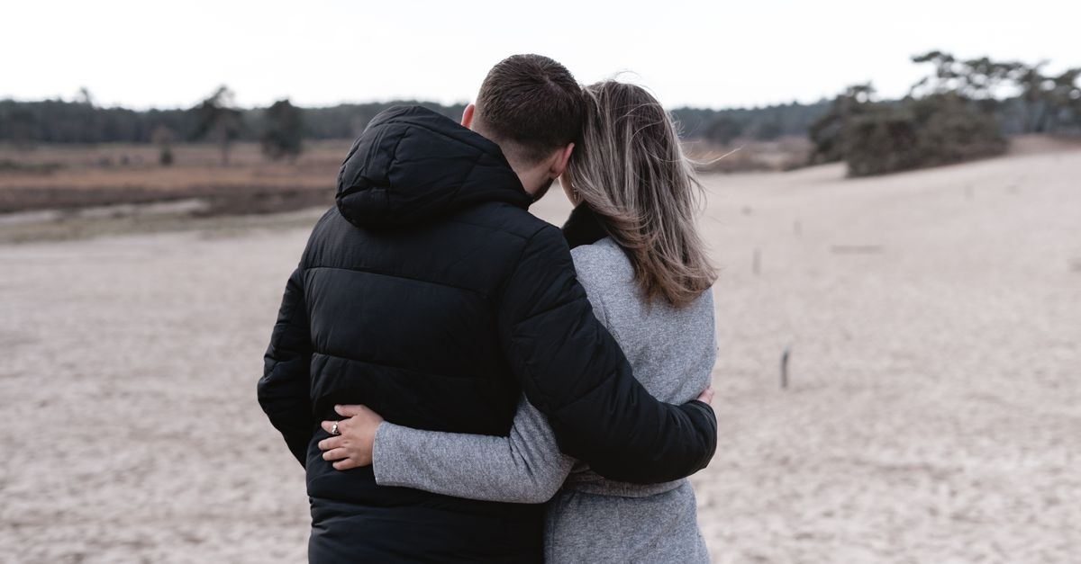 Wenn Liebe müde macht: Warum sich deine Beziehung plötzlich so erschöpfend anfühlt – und was jetzt hilft