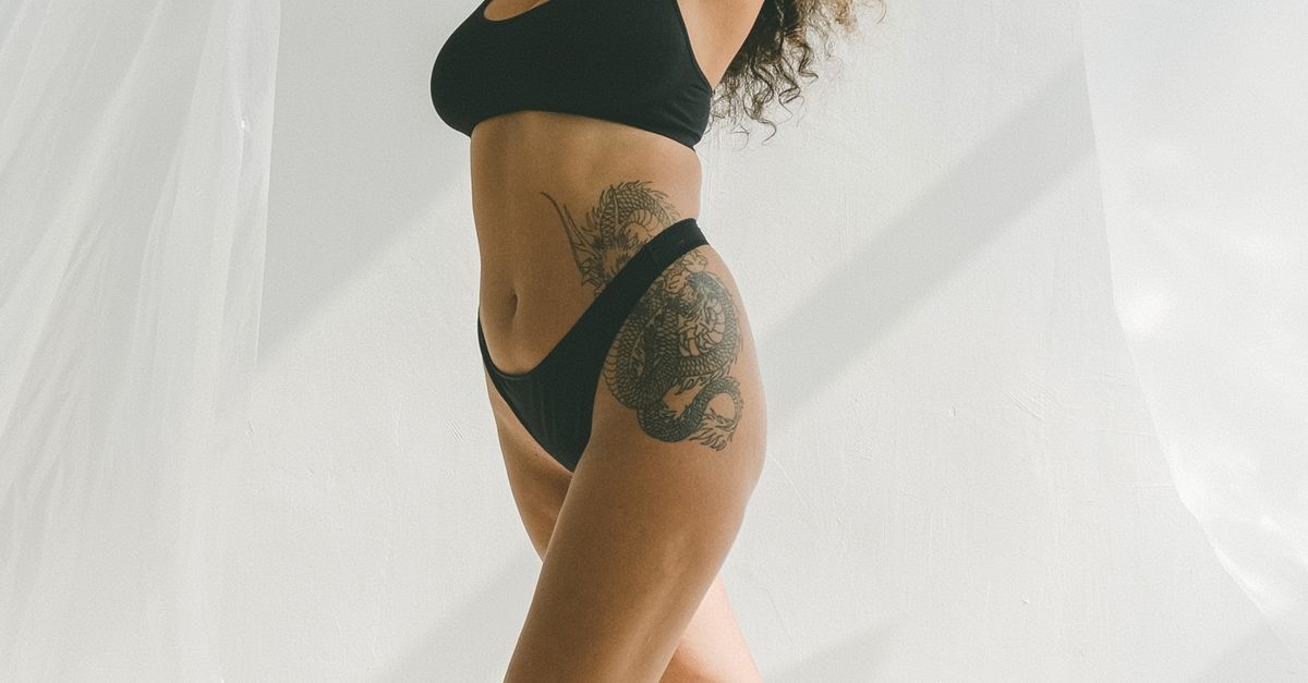 High-Cut Slips: Warum der hohe Beinausschnitt deine Silhouette perfekt in Szene setzt