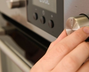 Backofen sauber ohne Gestank: Die besten Methoden für eine geruchsfreie Reinigung